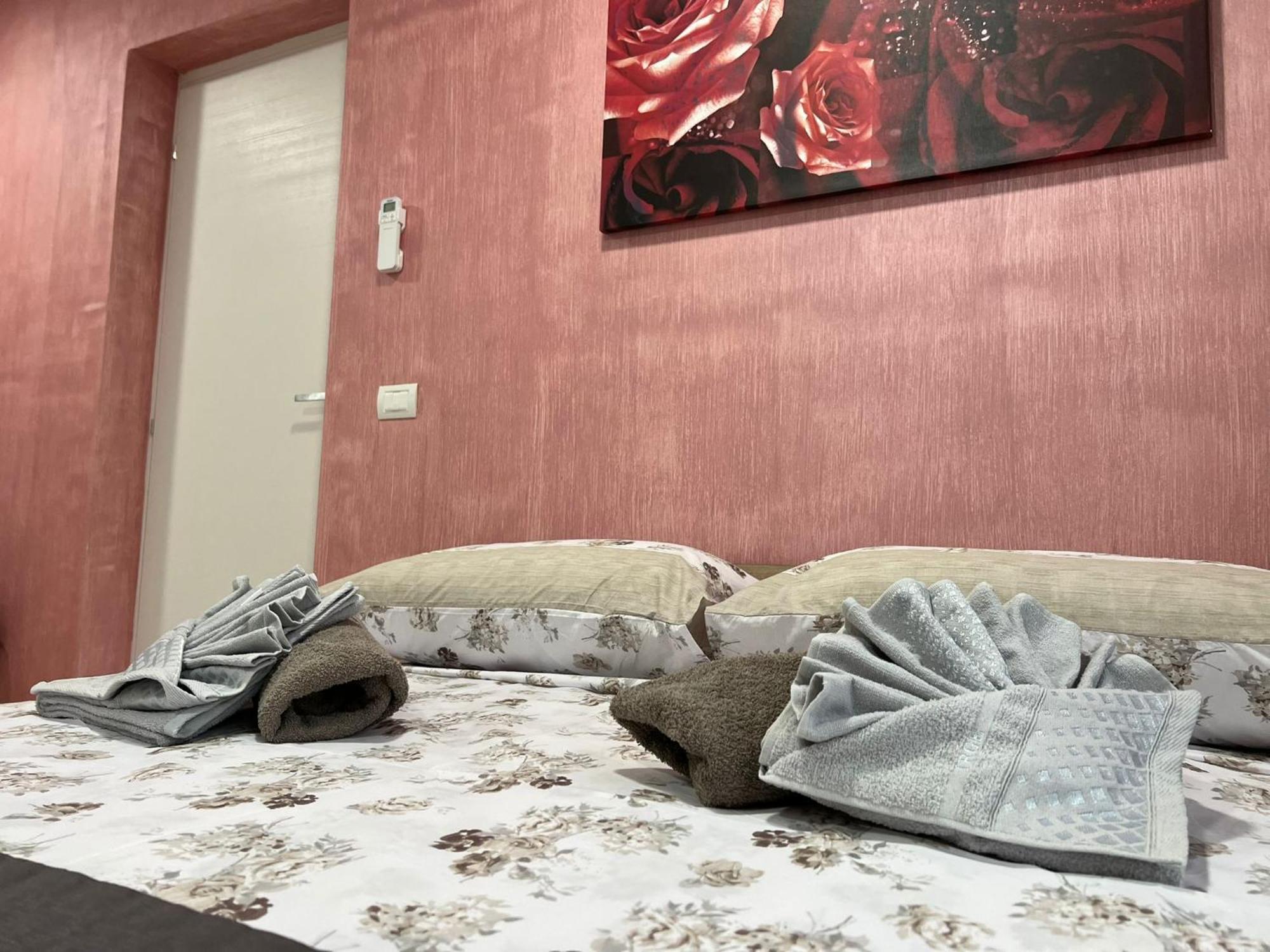 L'Oasi Del Raganello Bed & Breakfast Чивита Екстериор снимка