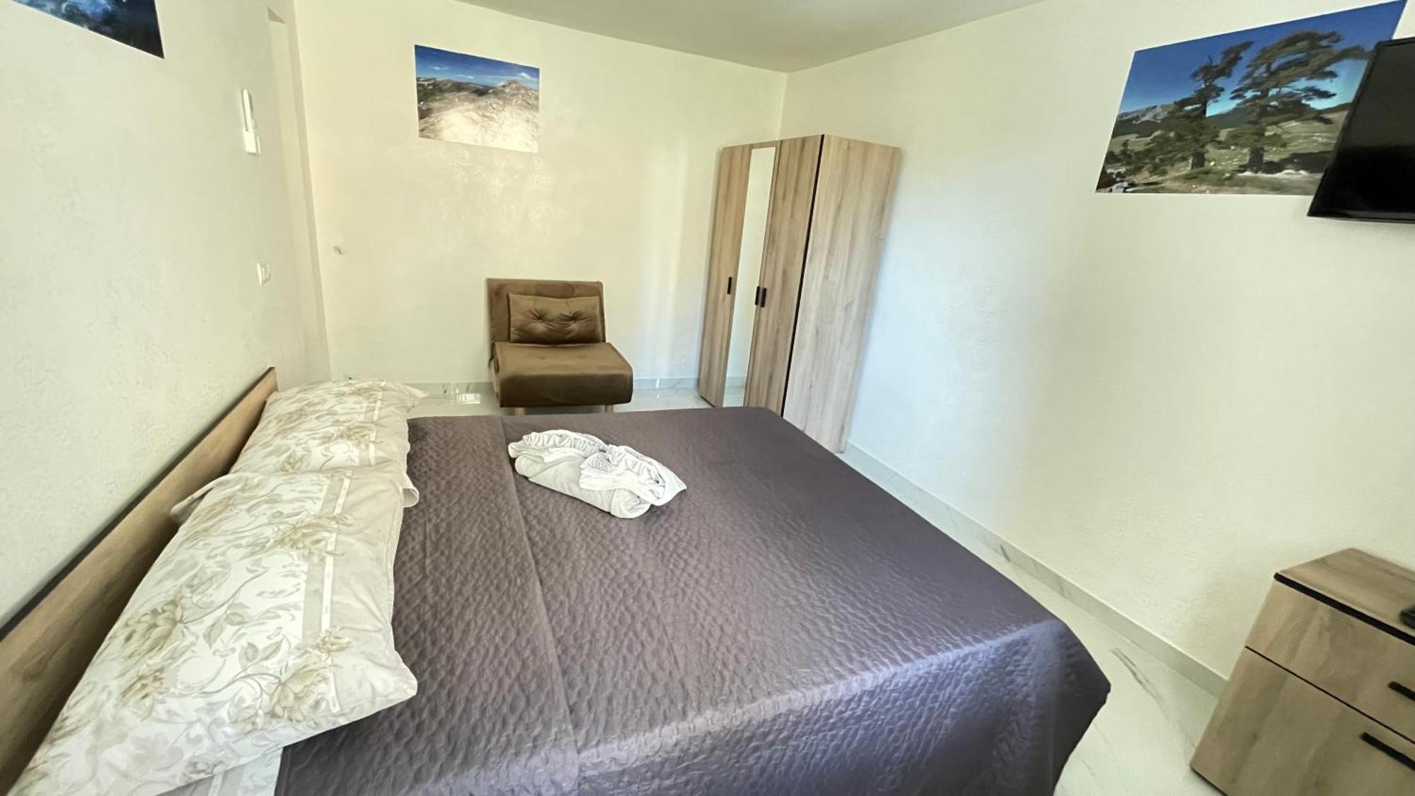 L'Oasi Del Raganello Bed & Breakfast Чивита Екстериор снимка